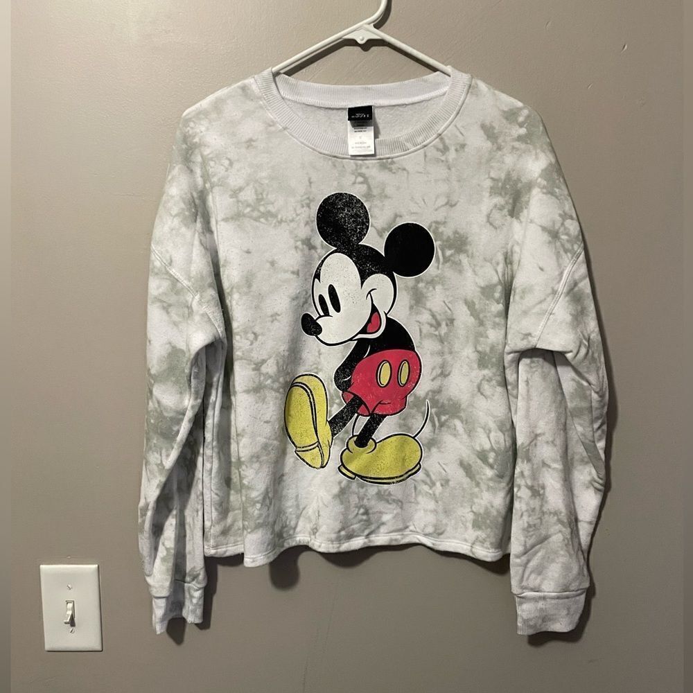 Disney Mickey Mouse sweatshirt